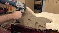 Rezbarske nástroje a náradie šite na mieru pre uber dreveného materialu